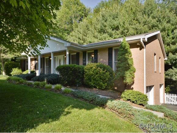 316 Melissa Way, Hendersonville, NC 28791