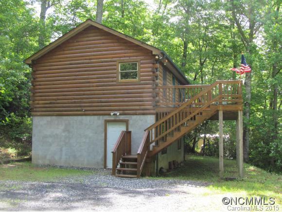 215 Heartland Ln., Burnsville, NC 28714