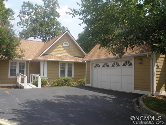 903 Woodlea Court, Asheville, NC 28806