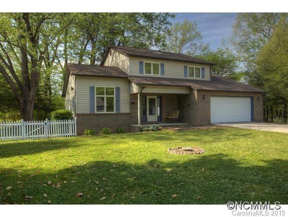 39 Hilt Street Ext., Brevard, NC 28712