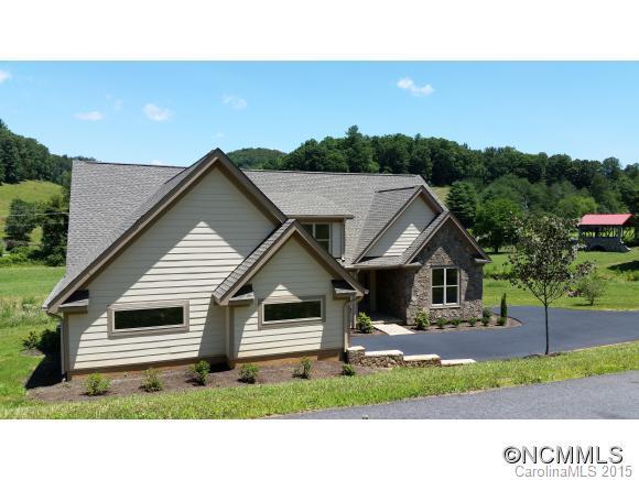 24 Creekwood Ct., Mars Hill, NC 28754