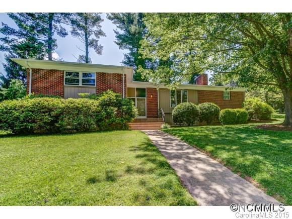 22 Zephyr Drive, Asheville, NC 28806