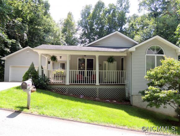 4 Summer Savory Court, Flat Rock, NC 28731