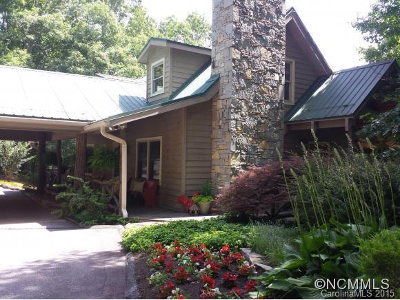 242 Roy C Whitmire Road, Brevard, NC 28712