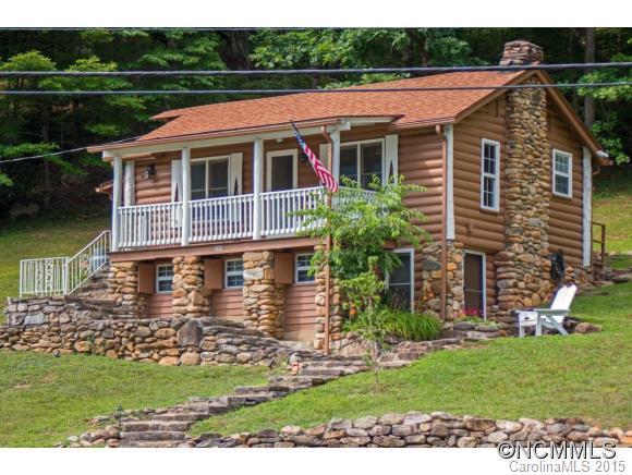 102 Jack London Road, Lake Lure, NC 28746