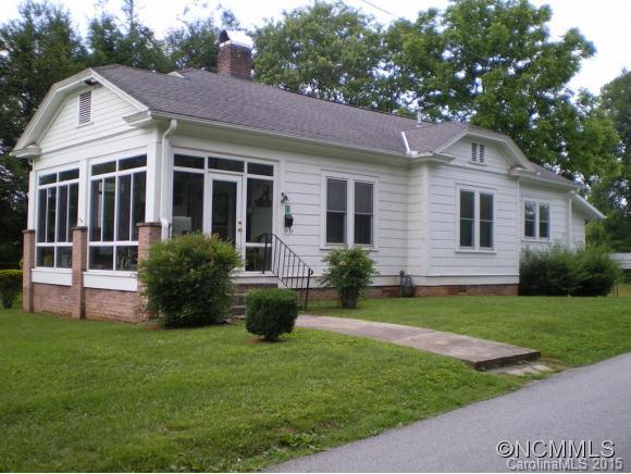 11 Goodwin Lane, Brevard, NC 28712