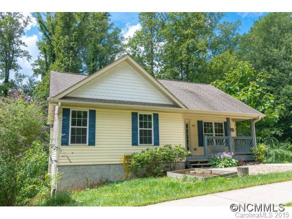 40 Oakcrest Place, Asheville, NC 28806