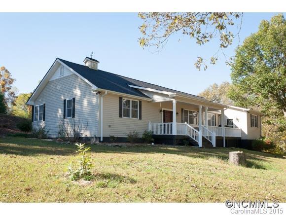 64 Birch Tree Lane, Hendersonville, NC 28792