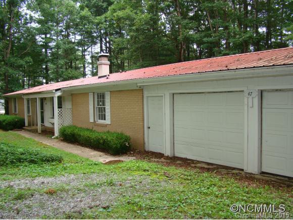 47 Amity Ct, Hendersonville, NC 28791