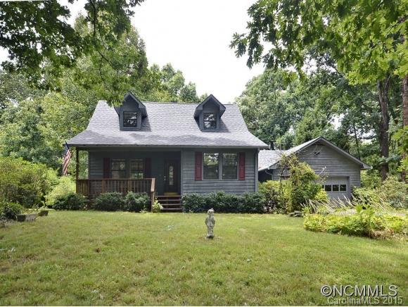 16 Oakwood Road, Candler, NC 28715
