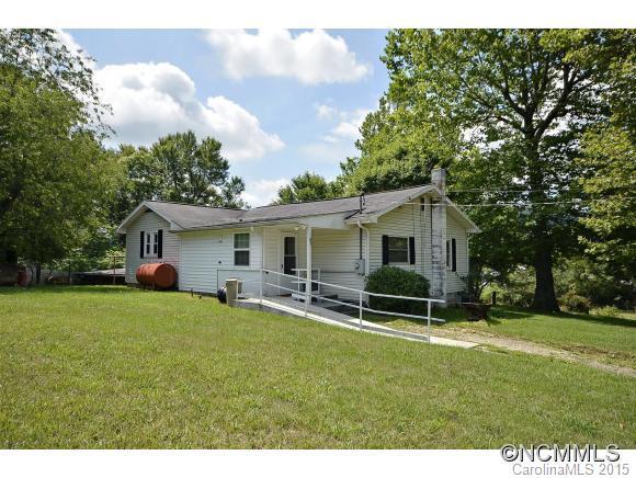 85 Mount Carmel Rd., Asheville, NC 28806