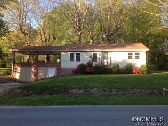 1916 Old Spartanburg Rd., Hendersonville, NC 28792