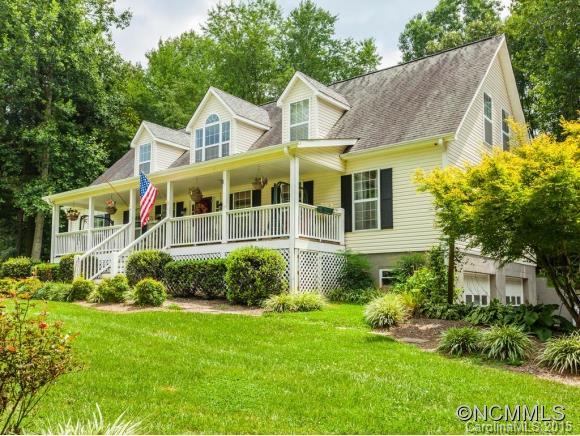 130 Westview Drive, Hendersonville, NC 28791