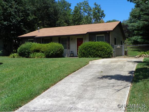 2 Waterford Court, Asheville, NC 28806