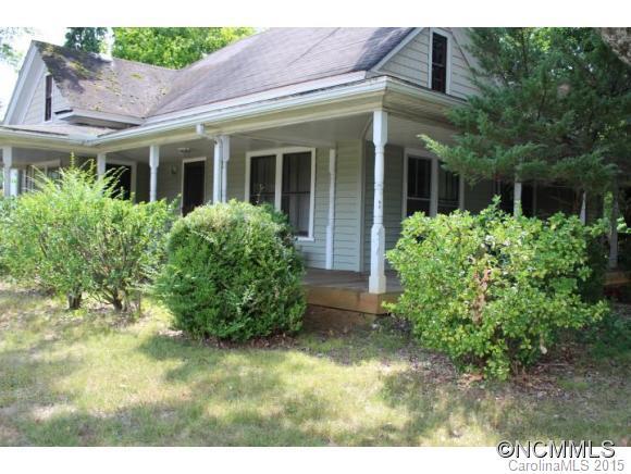 132 N. Country Club Road, Brevard, NC 28712