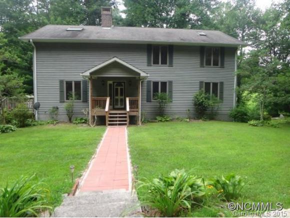 214 Congress Lane, Hendersonville, NC 28739