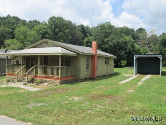 330 Lum Boone Circle, Waynesville, NC 28786