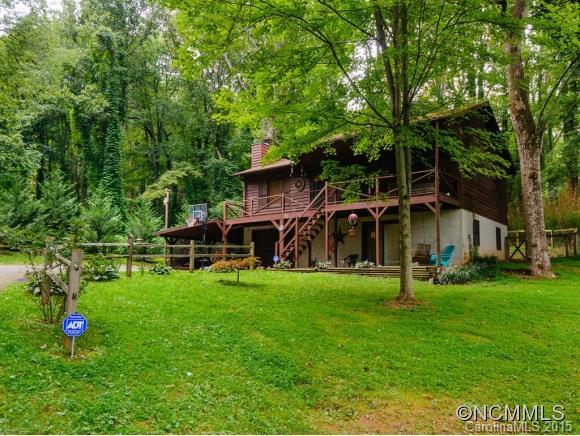12 Bramblewood Rd., Arden, NC 28704