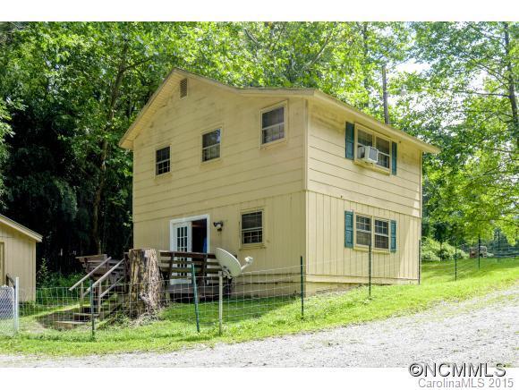 123 Tioga Trail, Hendersonville, NC 28791