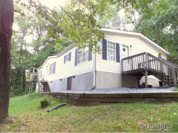 201 Spring Place Dr., Hendersonville, NC 28791