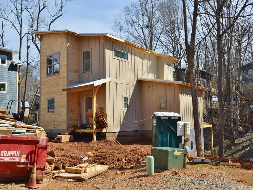 148 Bradley St., Asheville, NC 28806