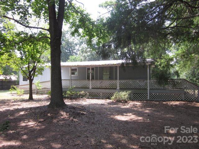 227 Holiday Drive, Salisbury, NC 28146