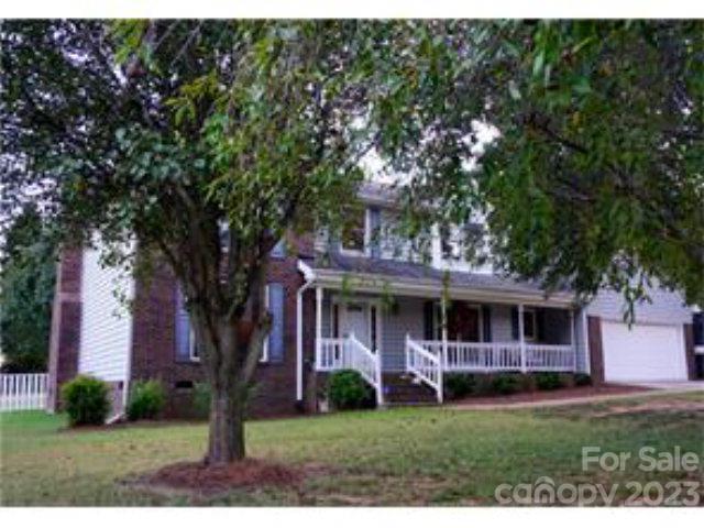 122 Summerchase Lane, Mooresville, NC 28117