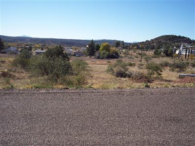 3901 E Mountain View Rd., Rimrock, AZ 86335