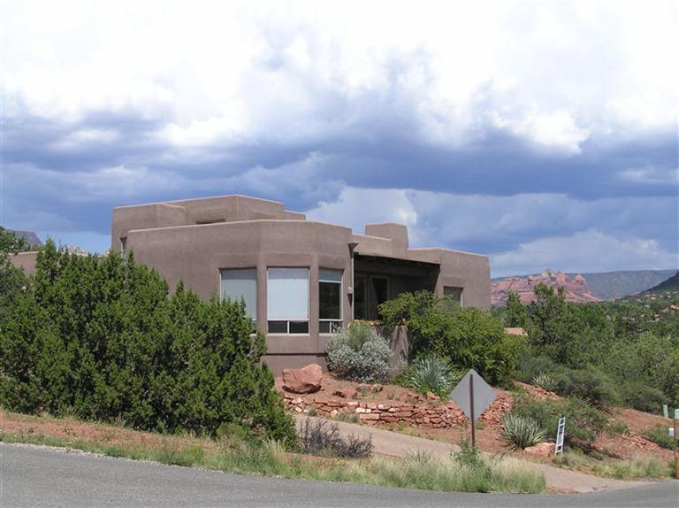 2320 Stanley Steamer Dr., Sedona, AZ 86336