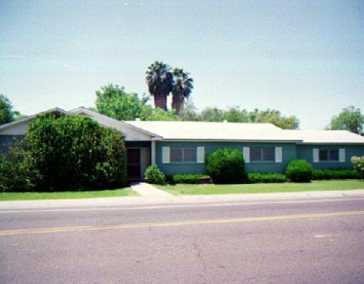 2002 S College Ave., Tempe, AZ 85282