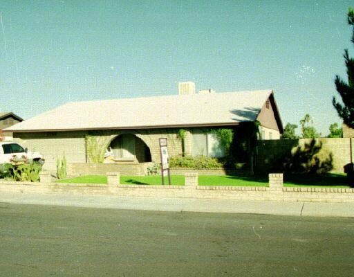 2746 W Bluefield Ave., Phoenix, AZ 85053