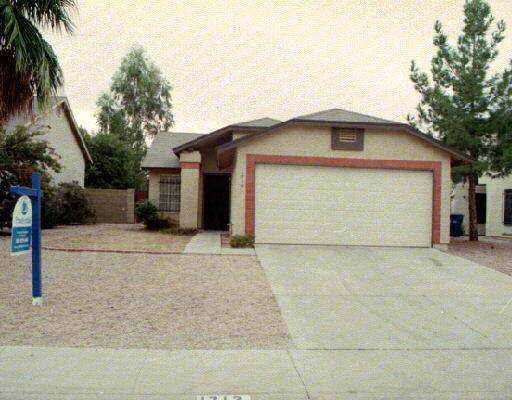 1713 E Carson Rd., Phoenix, AZ 85042