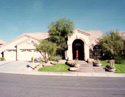 108 W Night Hawk Way, Phoenix, AZ 85045
