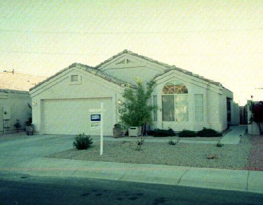 2615 E Redwood Ln., Phoenix, AZ 85048