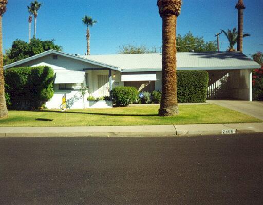 2405 N 39th St., Phoenix, AZ 85008