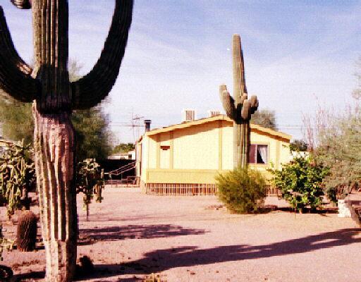 614 S Lawson Dr., Apache Junction, AZ 85220