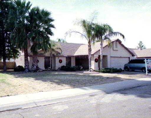 723 W Loughlin Dr., Chandler, AZ 85224