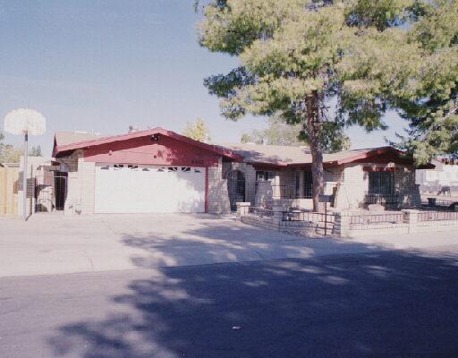 4902 W Vista Ave., Glendale, AZ 85301