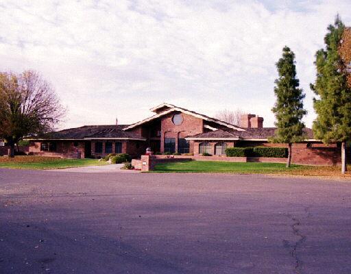 1020 E Caroline Ln., Tempe, AZ 85284