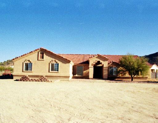 204 E Yearling Rd., Phoenix, AZ 85085