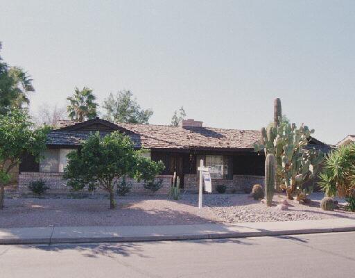 2325 E Jacaranda St., Mesa, AZ 85213