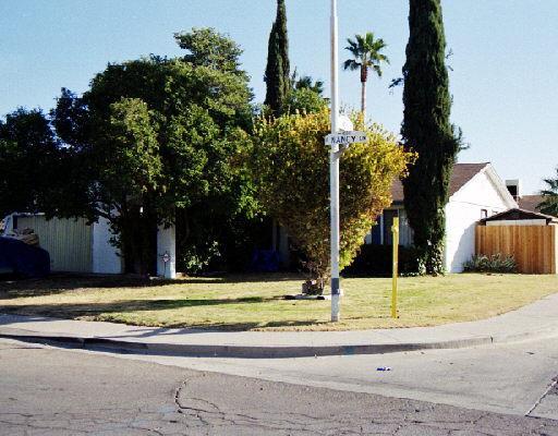 4015 E Nancy Ln., Phoenix, AZ 85042