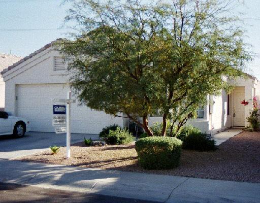 2711 E Redwood Ln., Phoenix, AZ 85048
