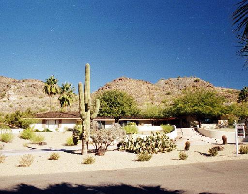 6222 E Joshua Tree Ln., Paradise Valley, AZ 85253