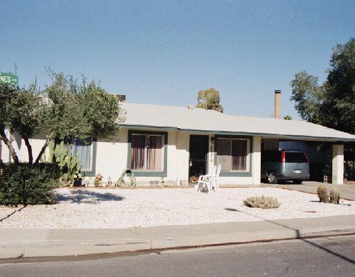 2068 W Des Moines Cir., Mesa, AZ 85201