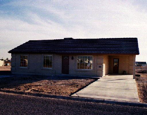 10015 W Carousel Dr., Arizona City, AZ 85223
