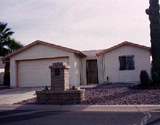 9717 E Navajo Pl. #14, Sun Lakes, AZ 85248