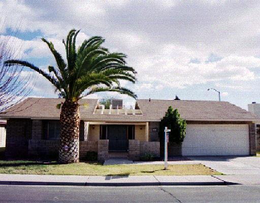 2215 S Canton St., Mesa, AZ 85202