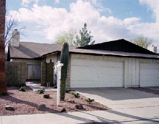 2451 W Knowles Dr., Mesa, AZ 85202