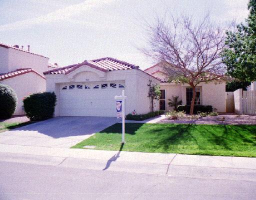 4119 E Becker Ln., Phoenix, AZ 85028